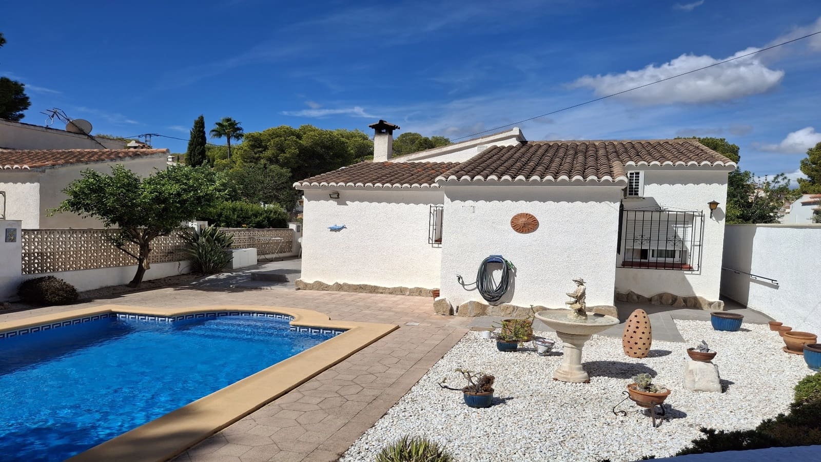 3 makuuhuone Huvila myytävänä paikassa Moraira mukana uima-altaan - 429 000 € (Ref: 9209548)