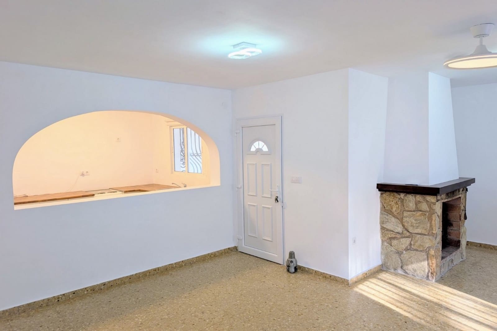 3 bedroom Villa for sale in Moraira - € 595,000 (Ref: 9474486)