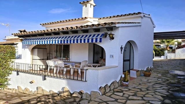 2 bedroom Villa for sale in Moraira, Teulada-Moraira with pool - € 335,000 (Ref: 9474489)