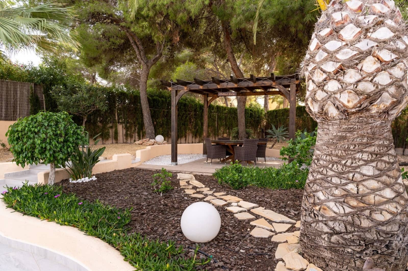 3 bedroom Villa for sale in Moraira with pool - € 1,100,000 (Ref: 9474491)