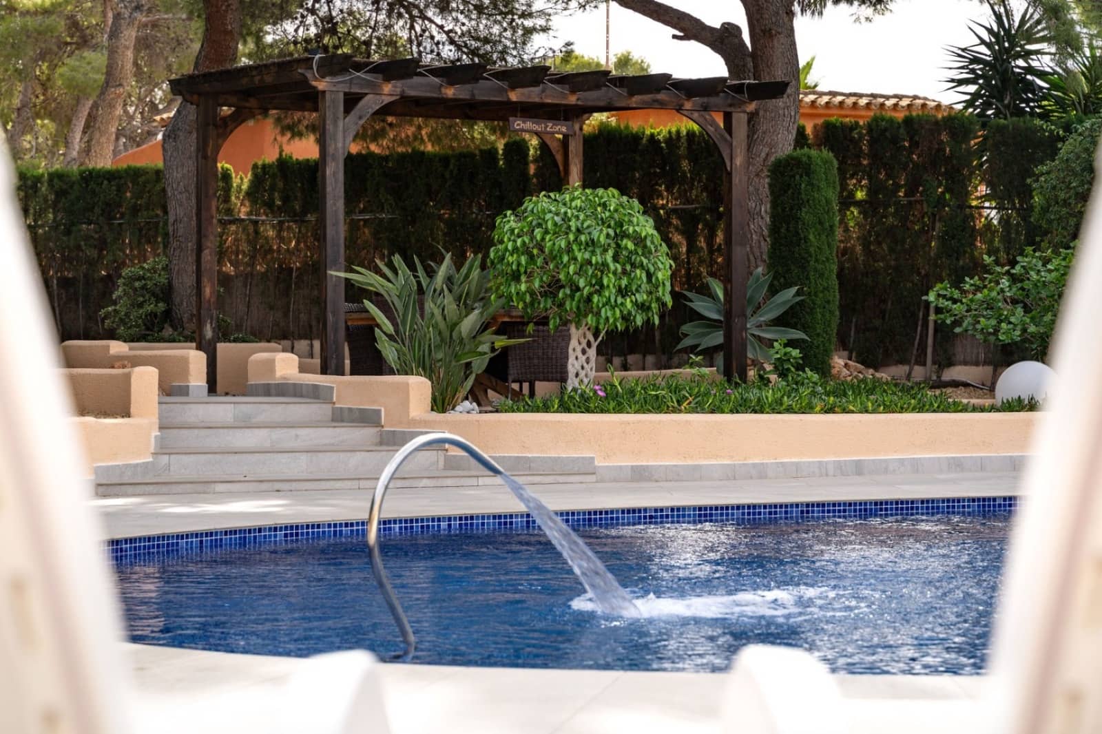 3 bedroom Villa for sale in Moraira with pool - € 1,100,000 (Ref: 9474491)