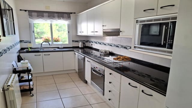 3 bedroom Villa for sale in Montemar, Benissa with pool - € 525,000 (Ref: 9474493)