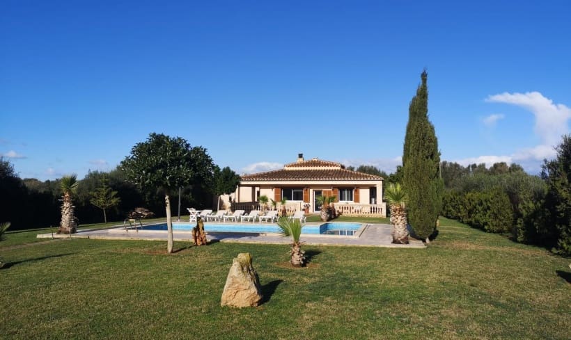 3 bedroom Finca/Country House for rent in Campos with pool - € 4,200 (Ref: 9411405)