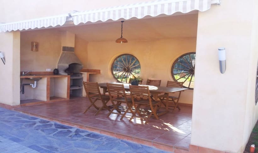 3 bedroom Finca/Country House for rent in Campos with pool - € 4,200 (Ref: 9411405)