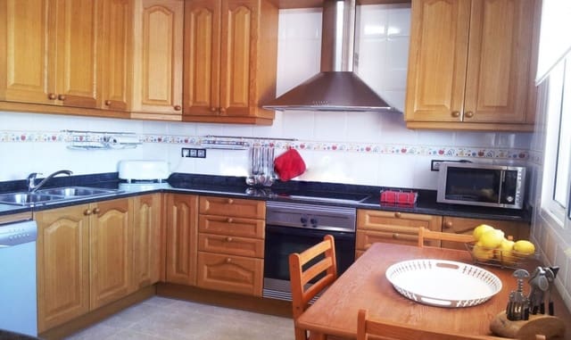 3 bedroom Finca/Country House for rent in Campos with pool - € 4,200 (Ref: 9411405)