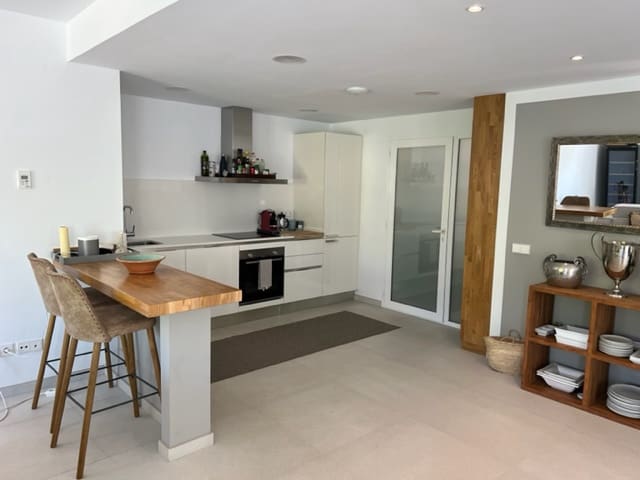 3 Zimmer Haus zu verkaufen in Sol de Mallorca, Calvià mit Pool - 755.000 € (Ref: 9411433)