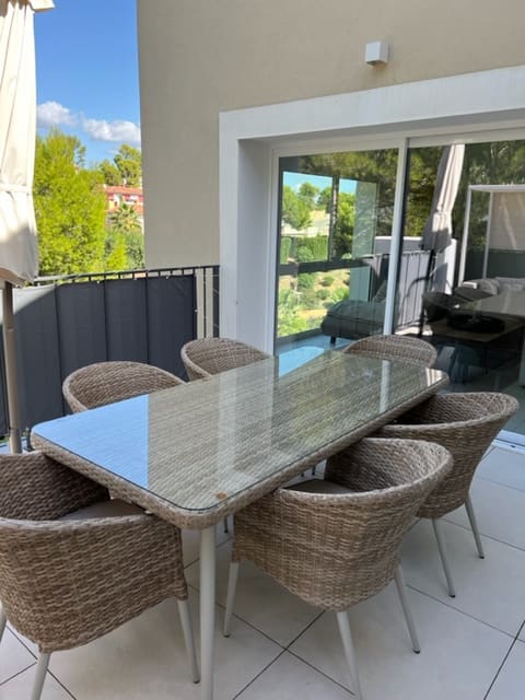 3 bedroom Townhouse for sale in Sol de Mallorca with pool - € 755,000 (Ref: 9411433)