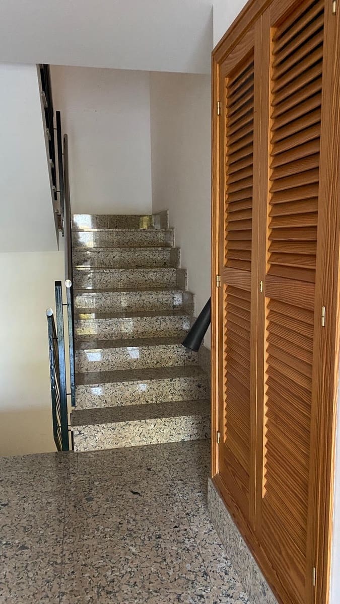 2 bedroom Apartment for sale in Palma de Mallorca with pool - € 495,000 (Ref: 9411443)