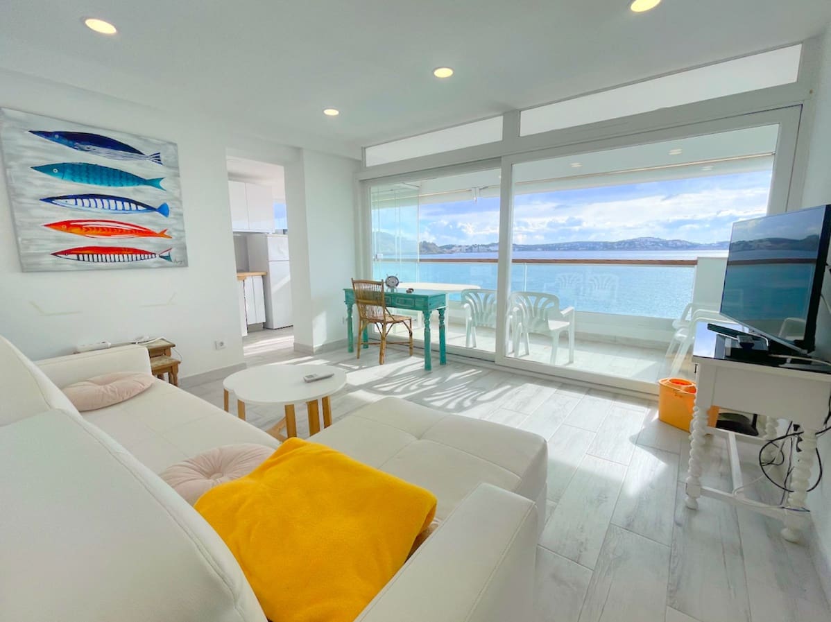 2 bedroom Apartment for rent in Peguera / Paguera - € 2,280 (Ref: 9411453)