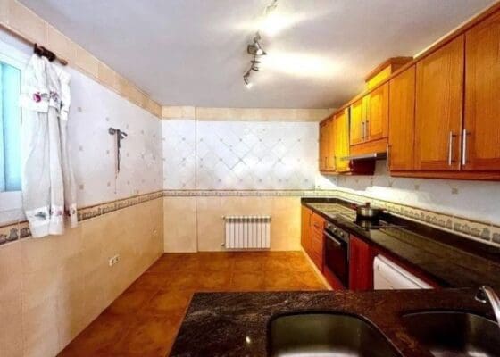 3 bedroom Villa for rent in Santa Ponsa - € 2,500 (Ref: 9411454)