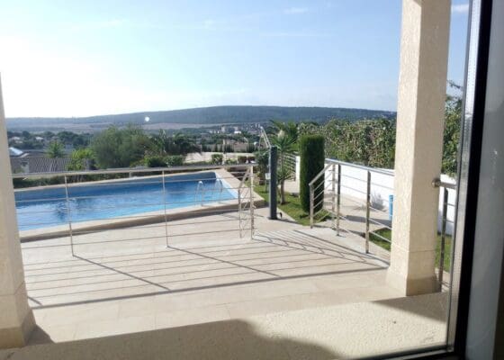 4 bedroom Villa for rent in Santa Ponsa with pool - € 15,000 (Ref: 9411457)