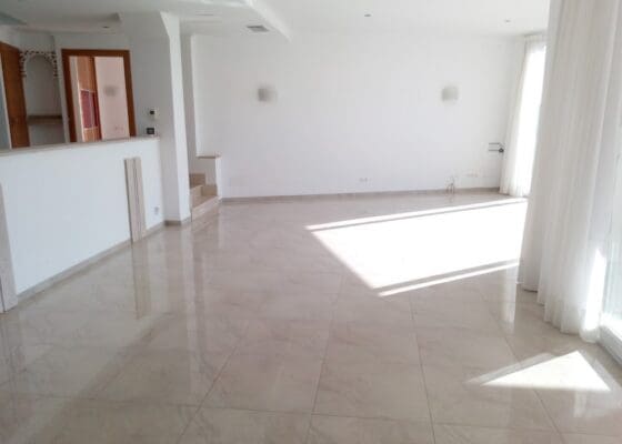 4 bedroom Villa for rent in Santa Ponsa with pool - € 15,000 (Ref: 9411457)