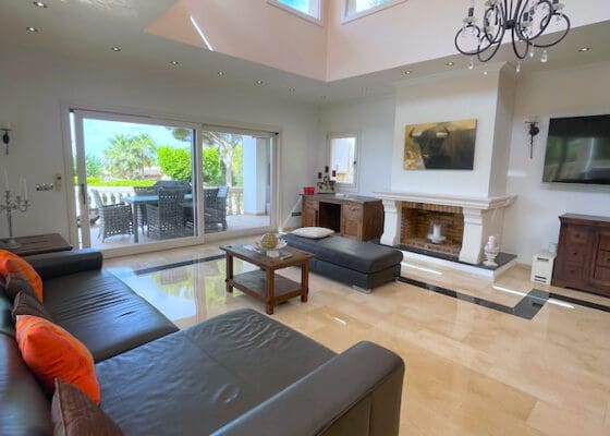 3 bedroom Villa for sale in Costa de la Calma with pool - € 2,650,000 (Ref: 9411463)