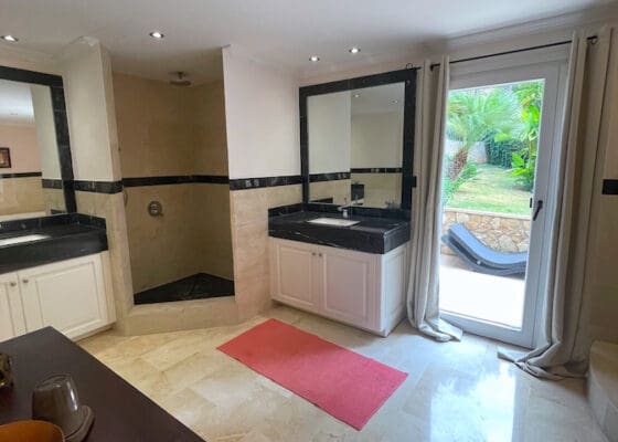 3 bedroom Villa for sale in Costa de la Calma with pool - € 2,650,000 (Ref: 9411463)