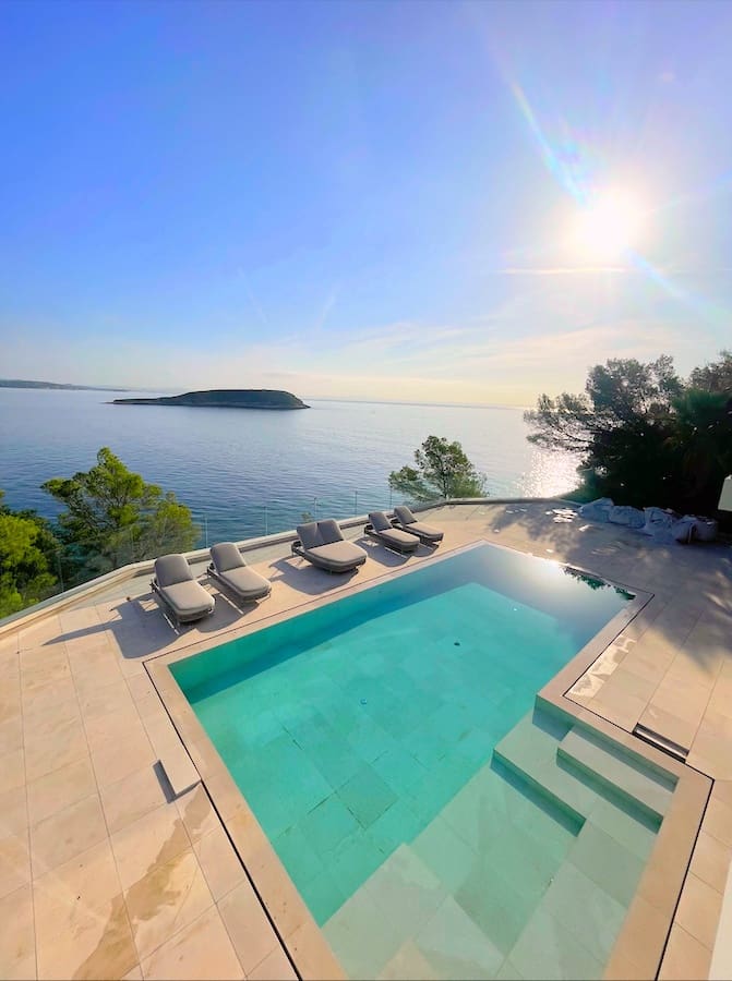 5 bedroom Villa for sale in Cala Vinyes / Cala Vinyas / Cala Vinas with pool - € 12,000,000 (Ref: 9411468)