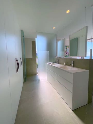 4 soverom Villa til salgs i Santa Ponsa, Calvià med svømmebasseng garasje - € 9 850 000 (Ref: 9411469)