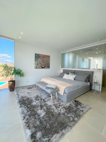 4 soverom Villa til salgs i Santa Ponsa, Calvià med svømmebasseng garasje - € 9 850 000 (Ref: 9411469)