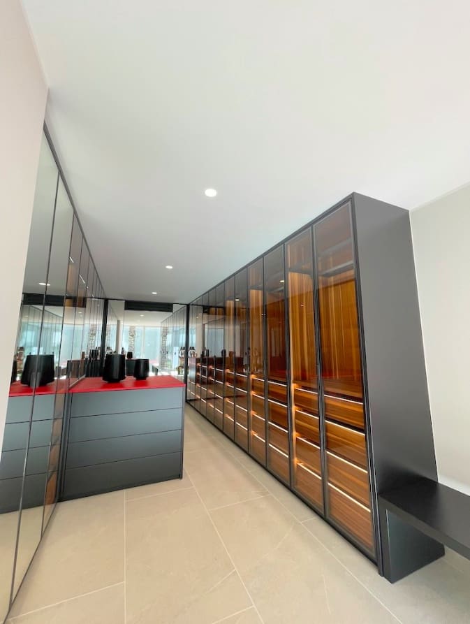 4 bedroom Villa for sale in Santa Ponsa with pool garage - € 9,850,000 (Ref: 9411469)