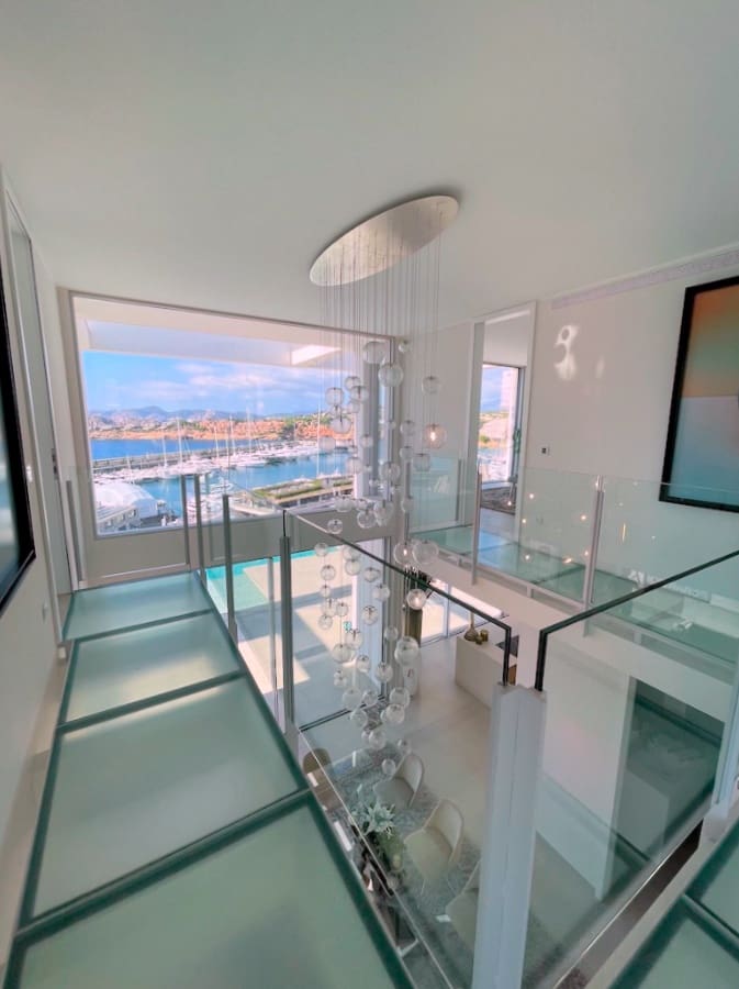 4 bedroom Villa for sale in Santa Ponsa with pool garage - € 9,850,000 (Ref: 9411469)