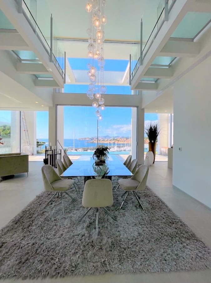 4 bedroom Villa for sale in Santa Ponsa with pool garage - € 9,850,000 (Ref: 9411469)