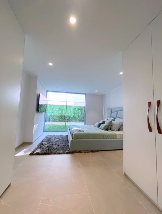 4 bedroom Villa for sale in Santa Ponsa with pool garage - € 9,850,000 (Ref: 9411469)