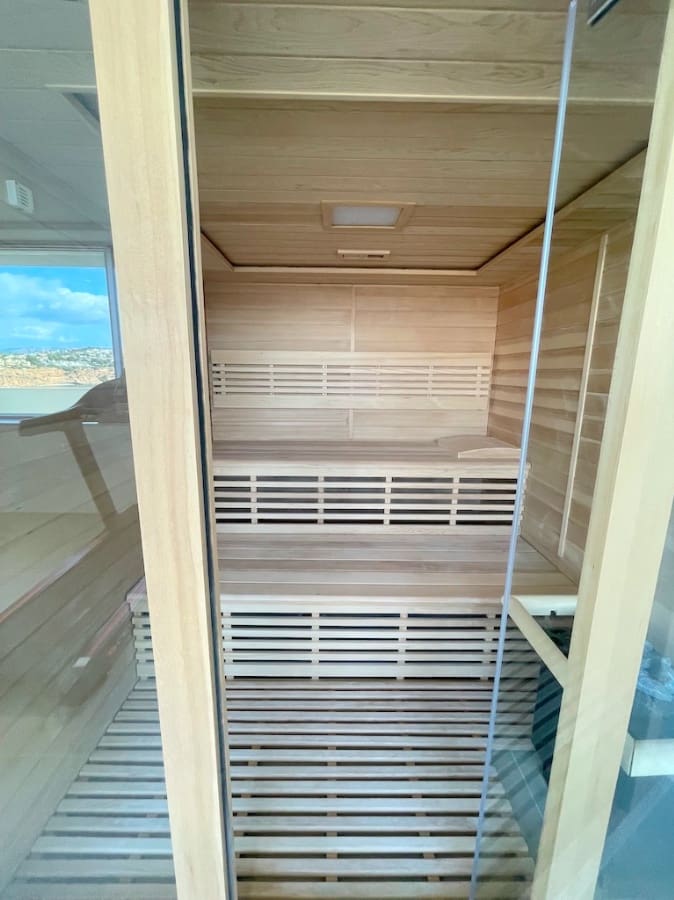 4 bedroom Villa for sale in Santa Ponsa with pool garage - € 9,850,000 (Ref: 9411469)