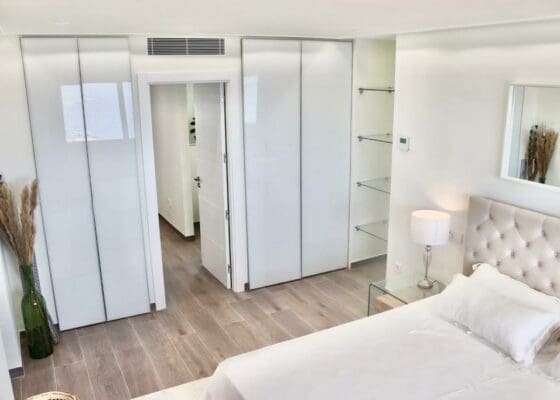 3 bedroom Apartment for sale in Cala Mayor, Palma de Mallorca with garage - € 1,650,000 (Ref: 9411474)