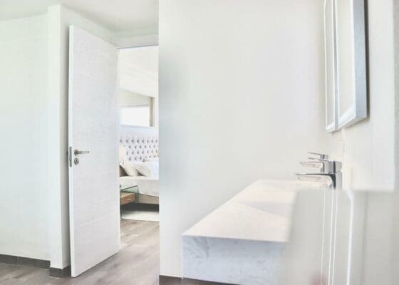 3 bedroom Apartment for sale in Cala Mayor with garage - € 1,650,000 (Ref: 9411474)