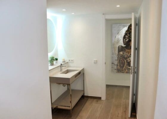 3 bedroom Apartment for sale in Cala Mayor, Palma de Mallorca with garage - € 1,650,000 (Ref: 9411474)