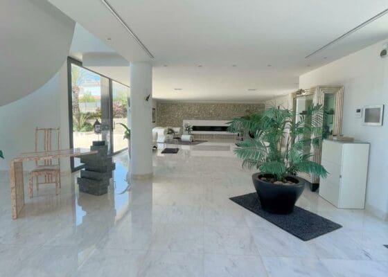 4 bedroom Villa for sale in Santa Ponsa with pool - € 6,900,000 (Ref: 9411491)