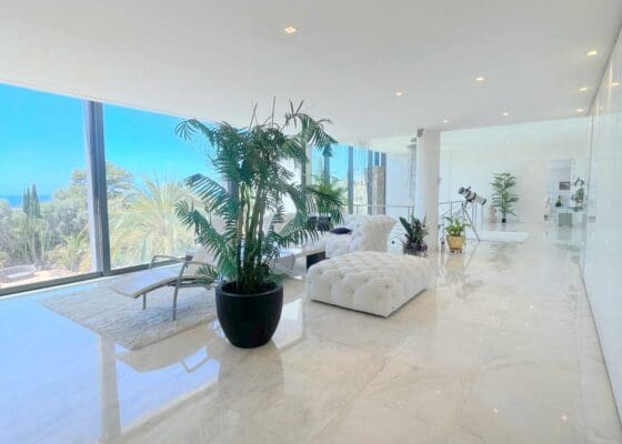 4 bedroom Villa for sale in Santa Ponsa with pool - € 6,900,000 (Ref: 9411491)