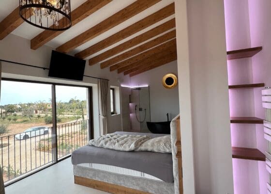 6 bedroom Finca/Country House for rent in Santanyi with pool - € 8,500 (Ref: 9411492)