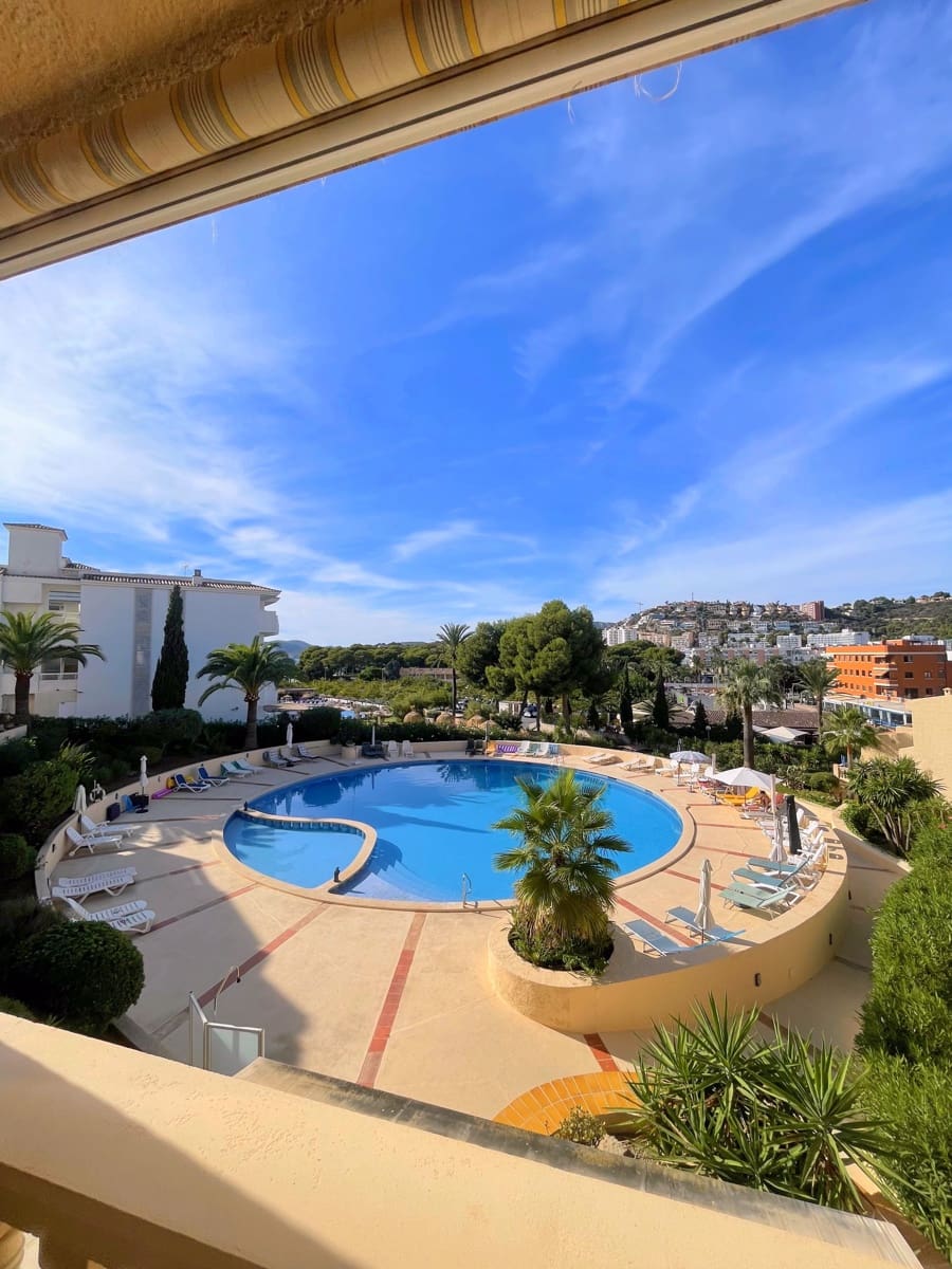 2 chambre Appartement à vendre à Santa Ponsa avec piscine - 470 000 € (Ref: 9411493)