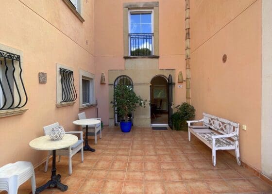 5 bedroom Apartment for sale in Peguera / Paguera with pool - € 890,000 (Ref: 9411501)