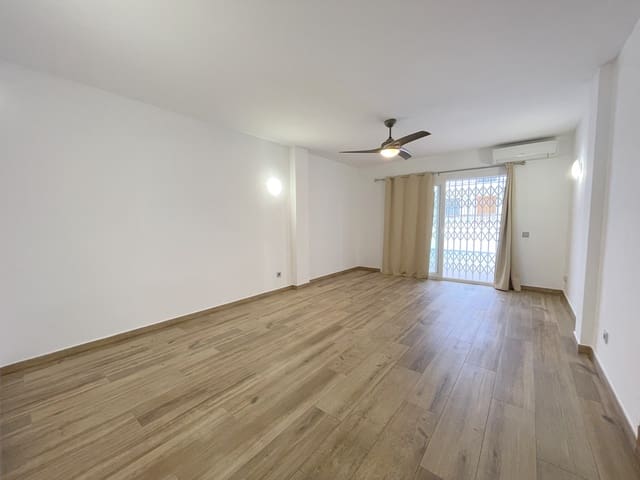 2 bedroom Apartment for rent in Santa Ponsa, Calvià with garage - € 1,000 (Ref: 9411509)