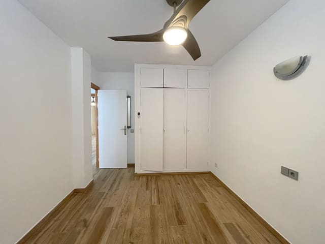 2 bedroom Apartment for rent in Santa Ponsa, Calvià with garage - € 1,000 (Ref: 9411509)