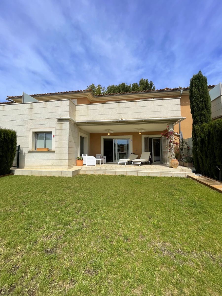 4 bedroom Apartment for rent in Cala Vinyes / Cala Vinyas / Cala Vinas with pool - € 3,950 (Ref: 9413224)