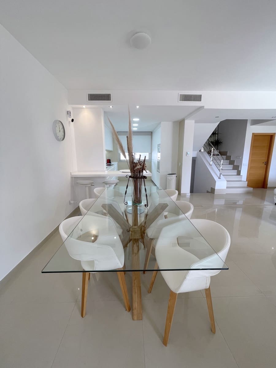 4 bedroom Apartment for rent in Cala Vinyes / Cala Vinyas / Cala Vinas with pool - € 3,950 (Ref: 9413224)