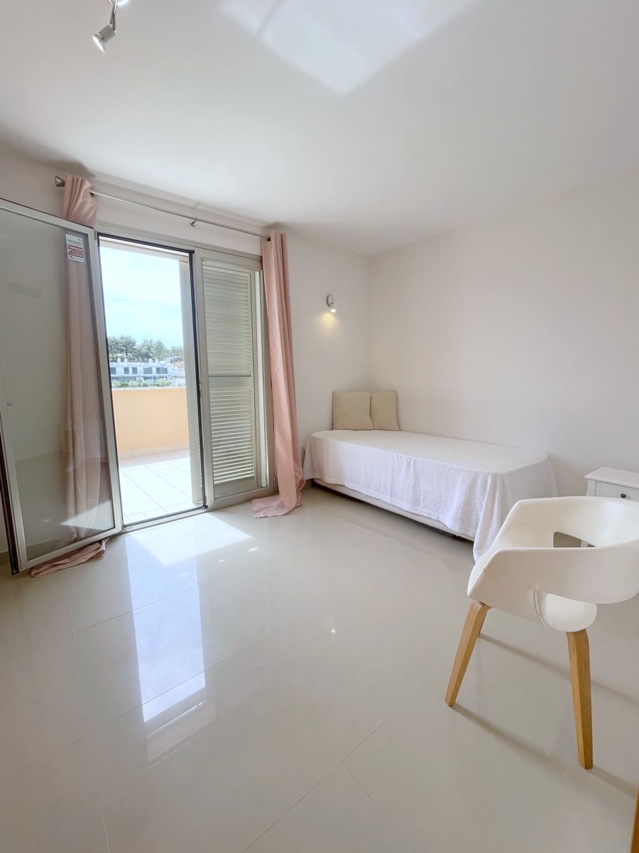 4 bedroom Apartment for rent in Cala Vinyes / Cala Vinyas / Cala Vinas with pool - € 3,950 (Ref: 9413224)