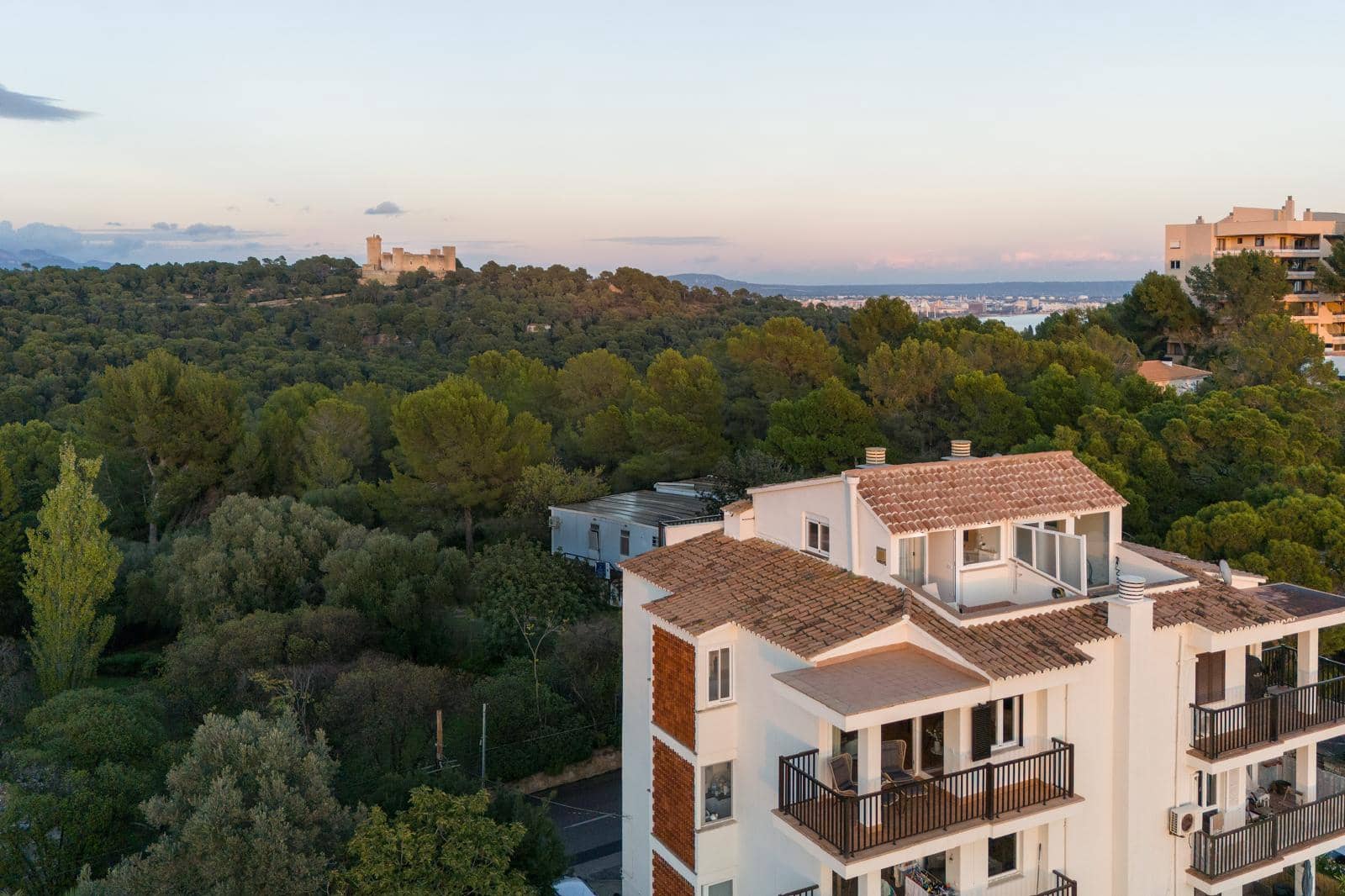 3 slaapkamer Appartement te koop in Palma de Mallorca met garage - € 900.000 (Ref: 9523378)