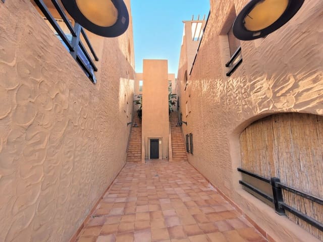 2 Zimmer Apartment zu verkaufen in Mojácar mit Pool - 175.000 € (Ref: 8780683)