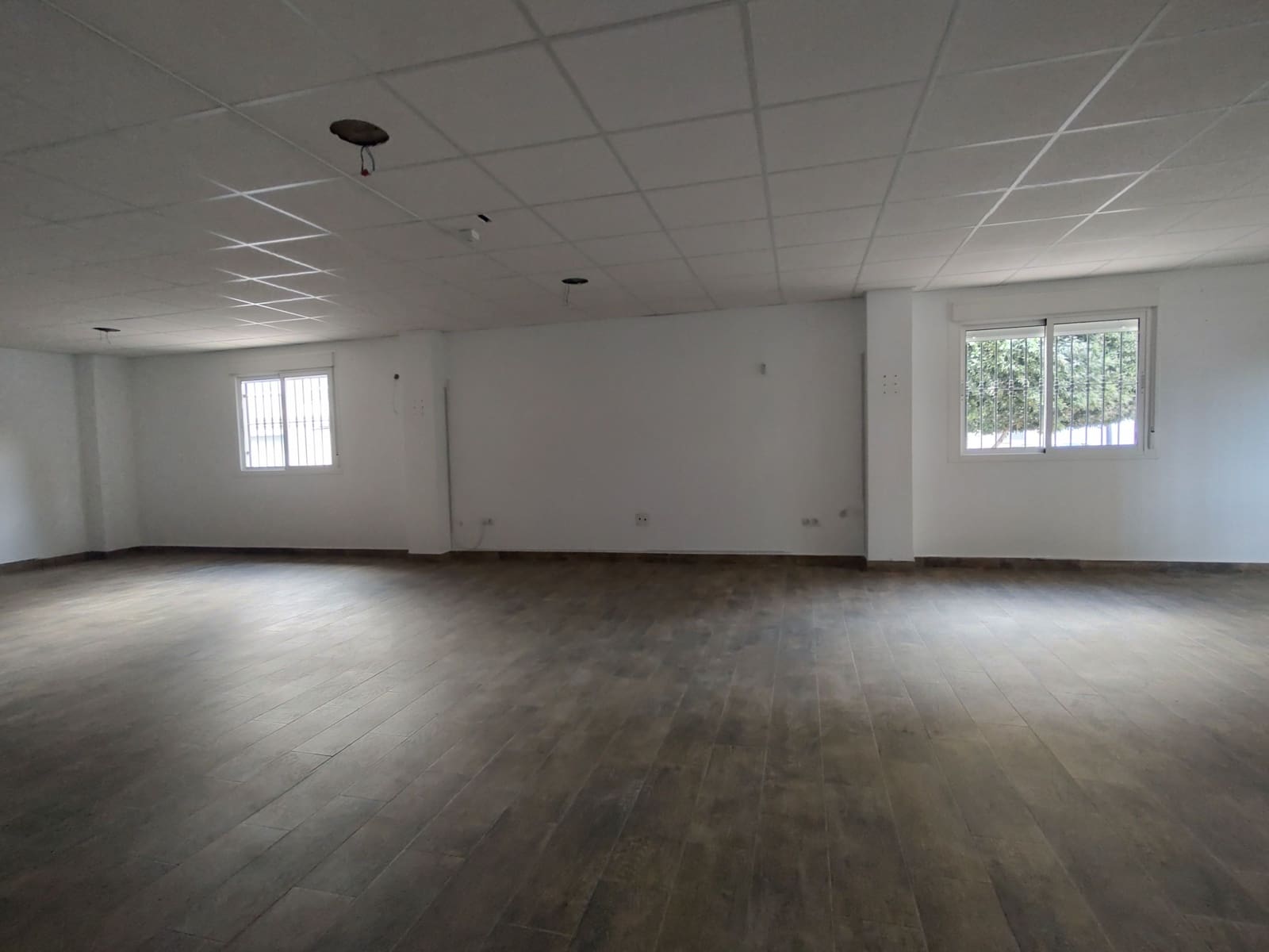 Kommersiell til salgs i Huercal-Overa - € 76 000 (Ref: 8822737)