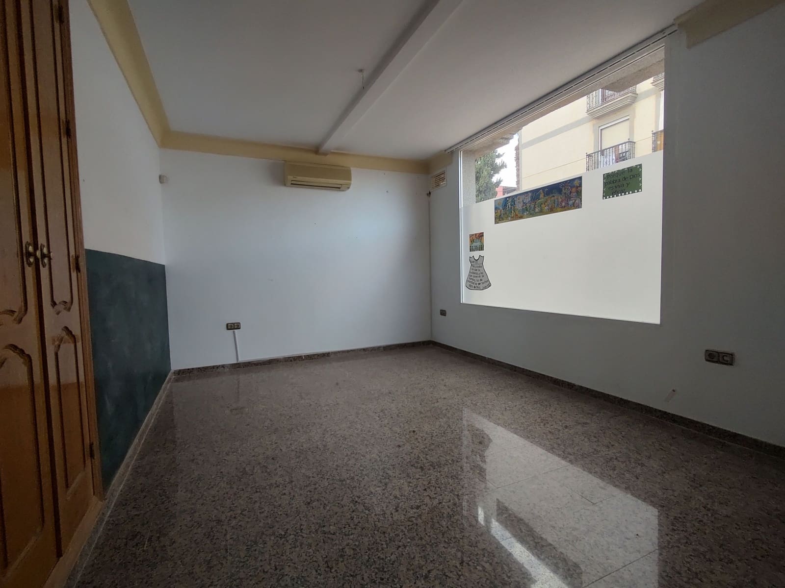 Kommersiell til salgs i Huercal-Overa - € 76 000 (Ref: 8822737)