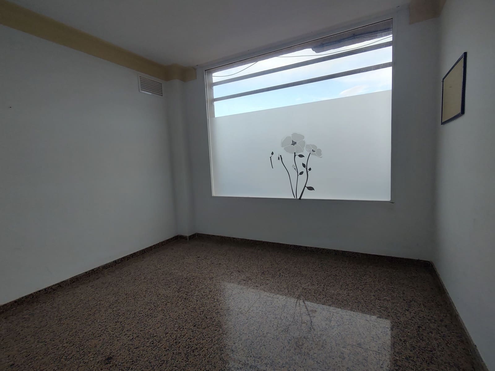 Kommersiell til salgs i Huercal-Overa - € 76 000 (Ref: 8822737)