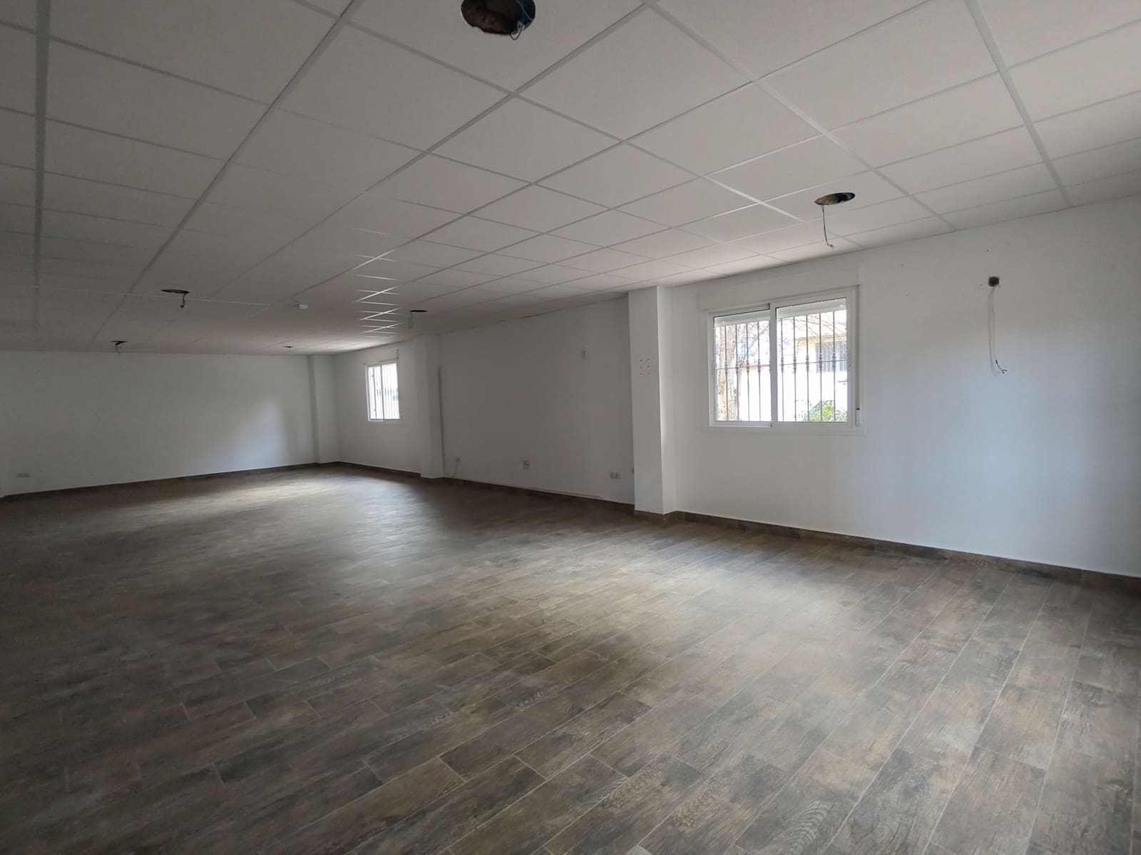 Kommersiell til salgs i Huercal-Overa - € 76 000 (Ref: 8822737)