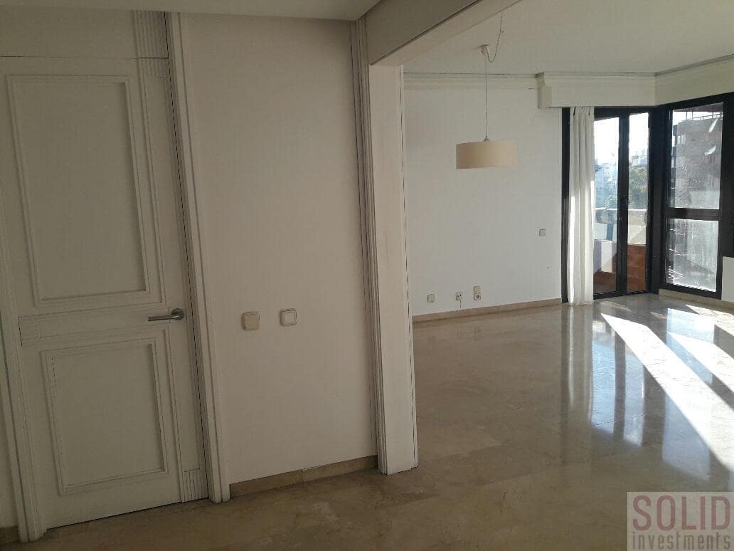 4 sypialnia Mieszkanie do wynajęcia w Miasto Walencja - 2 500 € (Ref: 4319520)