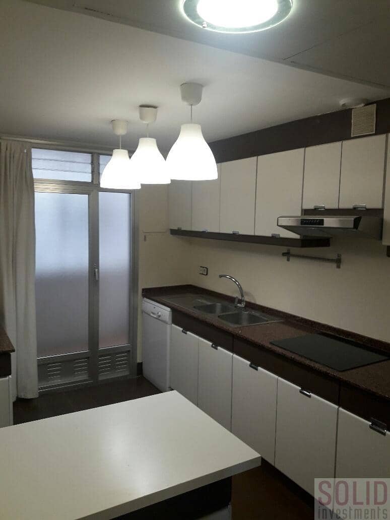 4 sypialnia Mieszkanie do wynajęcia w Miasto Walencja - 2 500 € (Ref: 4319520)