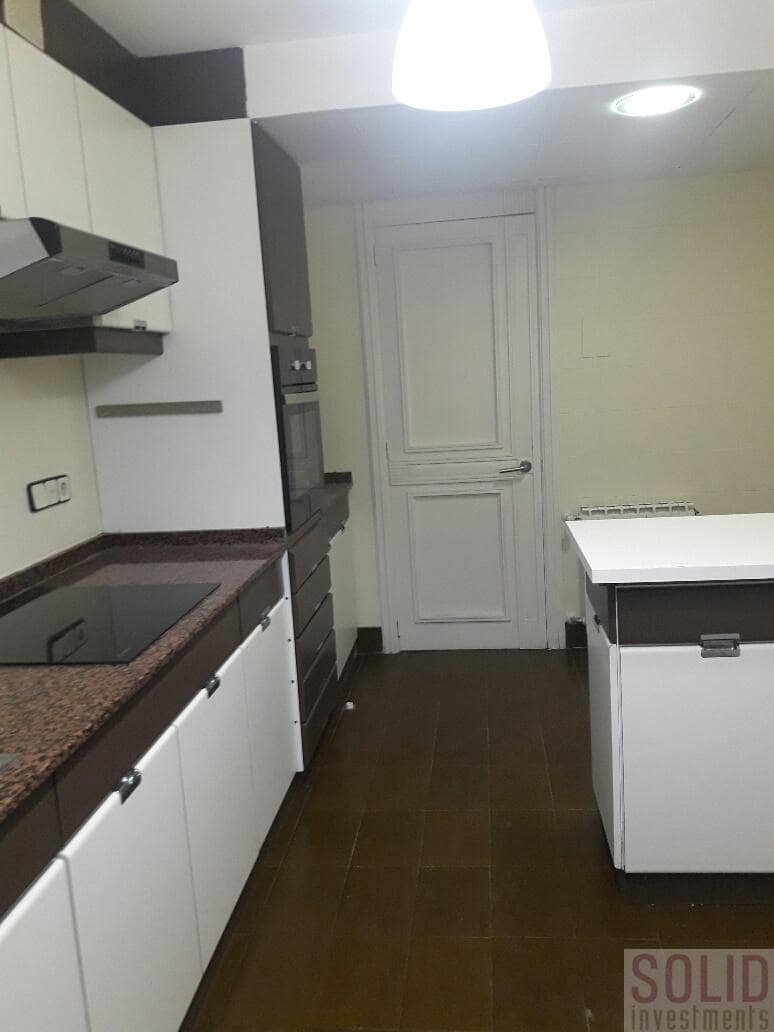 4 sypialnia Mieszkanie do wynajęcia w Miasto Walencja - 2 500 € (Ref: 4319520)