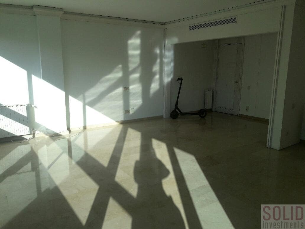 4 sypialnia Mieszkanie do wynajęcia w Miasto Walencja - 2 500 € (Ref: 4319520)