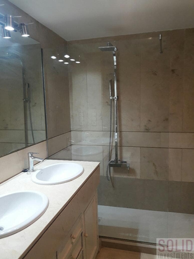 4 sypialnia Mieszkanie do wynajęcia w Miasto Walencja - 2 500 € (Ref: 4319520)